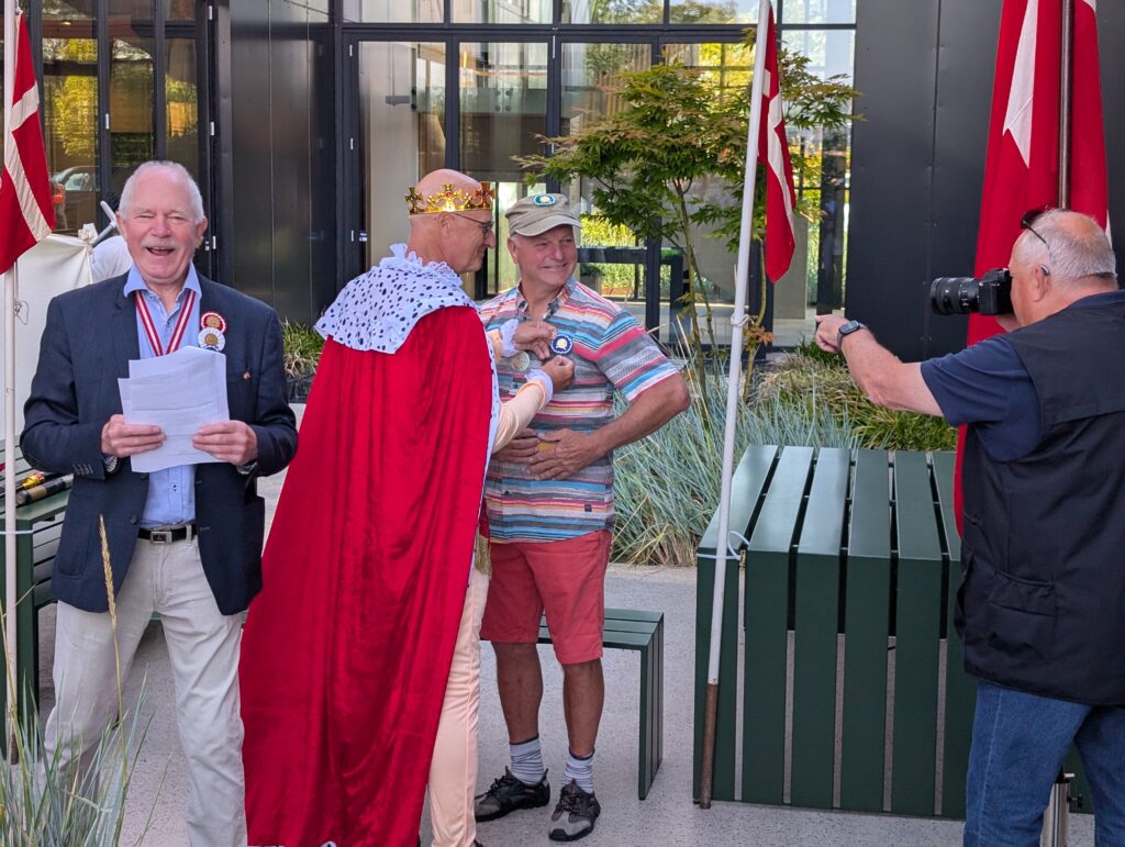 Steen Hyldborg tildeles Æresstorkorsridder